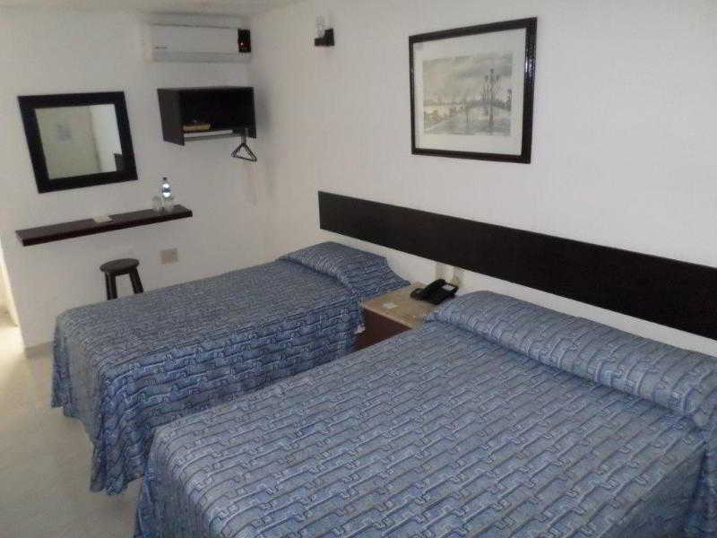 Hotel Suites Mediterraneo Boca Del Rio Veracruz Extérieur photo
